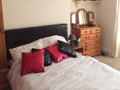 Spacious House, Sleeps 7 People Reading Eksteriør billede